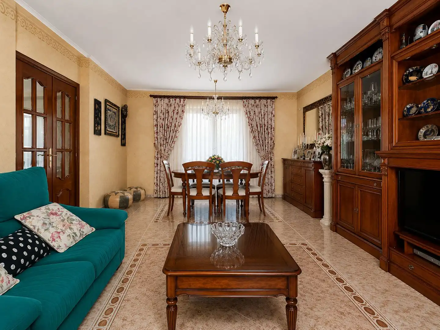Comedor de Casa o chalet en venta en Burgos con Calefacción