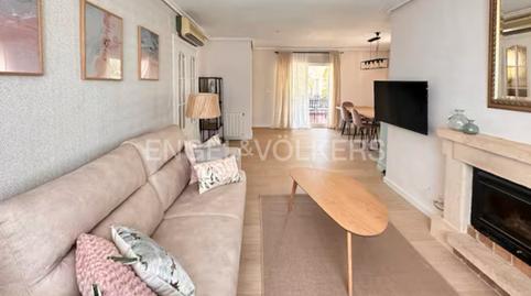 Foto 4 de Casa o chalet de alquiler en Núcleo Urbano, Valencia