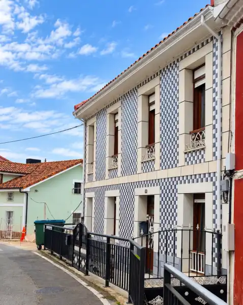 Exterior view of Flat for sale in Muros de Nalón  with Furnished
