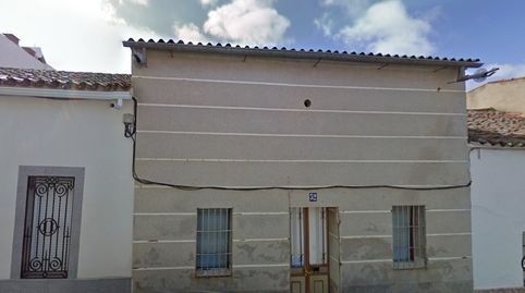 “Casa a Reformar” en el distrito del Cerro en Pueblonuevo con una superficie de suelo de 200 m2, totales, consta de 3 dormitorios,