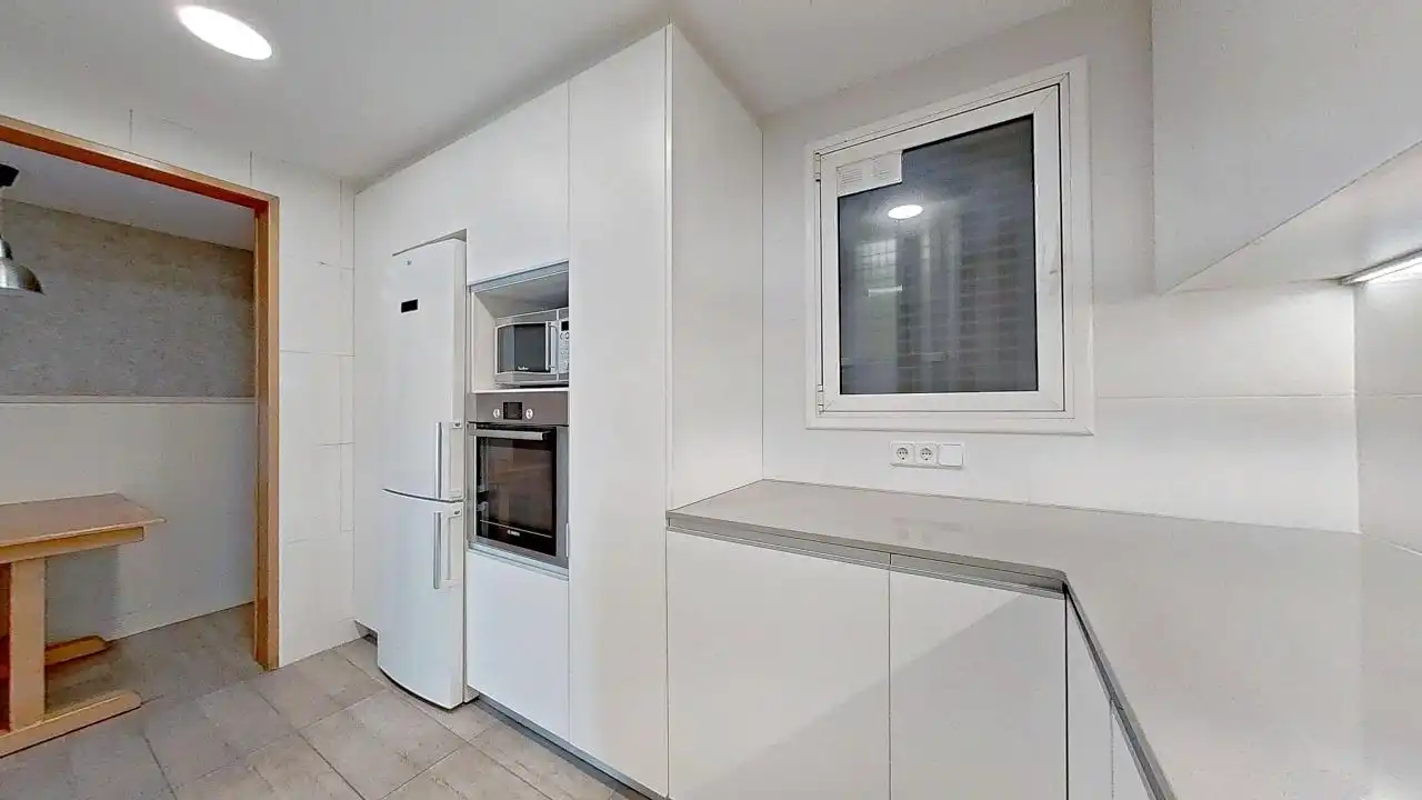 Cocina de Piso en venta en Barcelona con Aire acondicionado, Calefacción y Amueblado