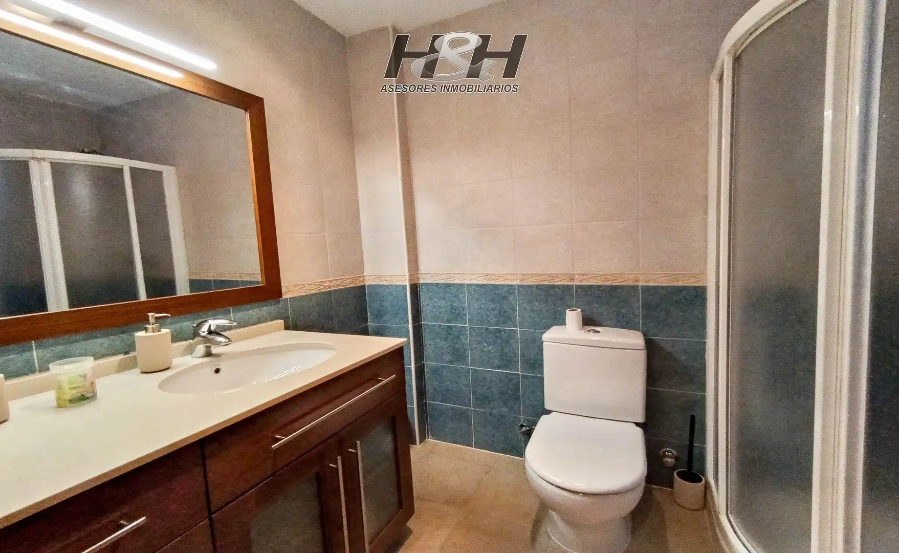 Baño de Casa o chalet en venta en Burjassot con Aire acondicionado, Calefacción y Trastero