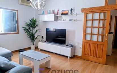 Sala d'estar de Pis de lloguer en Güímar amb Aire condicionat, Parquet i Terrassa