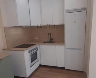 Flat to rent in Calle Jesús de Monasterio, Centro - Ayuntamiento