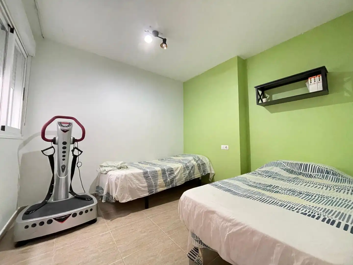 Dormitori de Apartament en venda en Moncofa amb Aire condicionat, Terrassa i Moblat