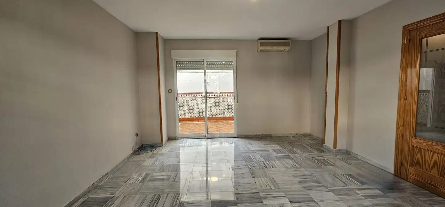 Casa adosada en venta en Calle MEDIO AMBIENTE, Maracena