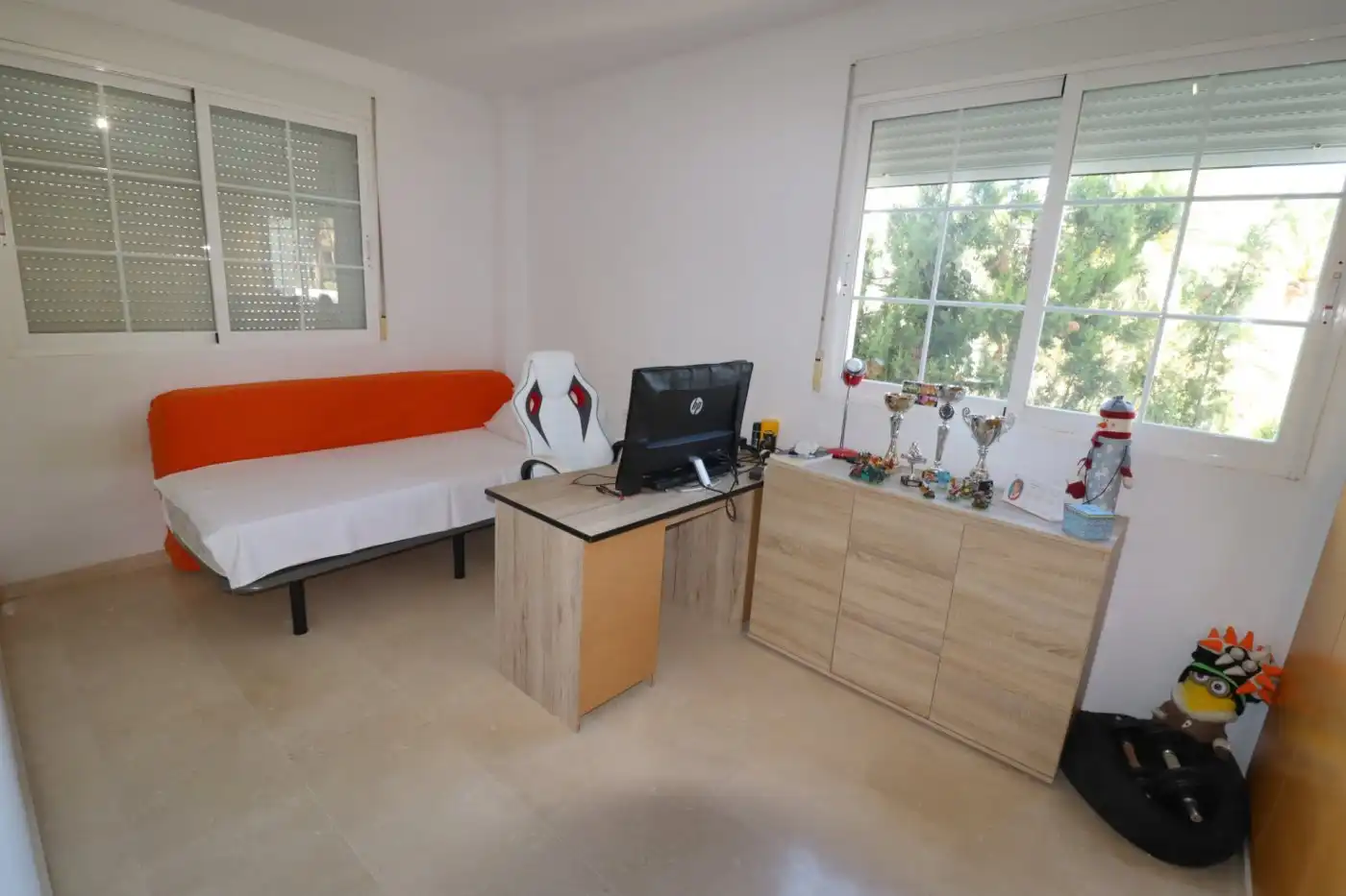 Habitación de Casa adosada en venta en Rocafort con Aire acondicionado, Calefacción y Jardín privado