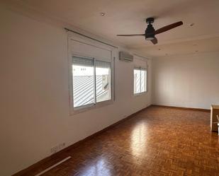 Living room of Flat to rent in  Barcelona Capital  with Heating