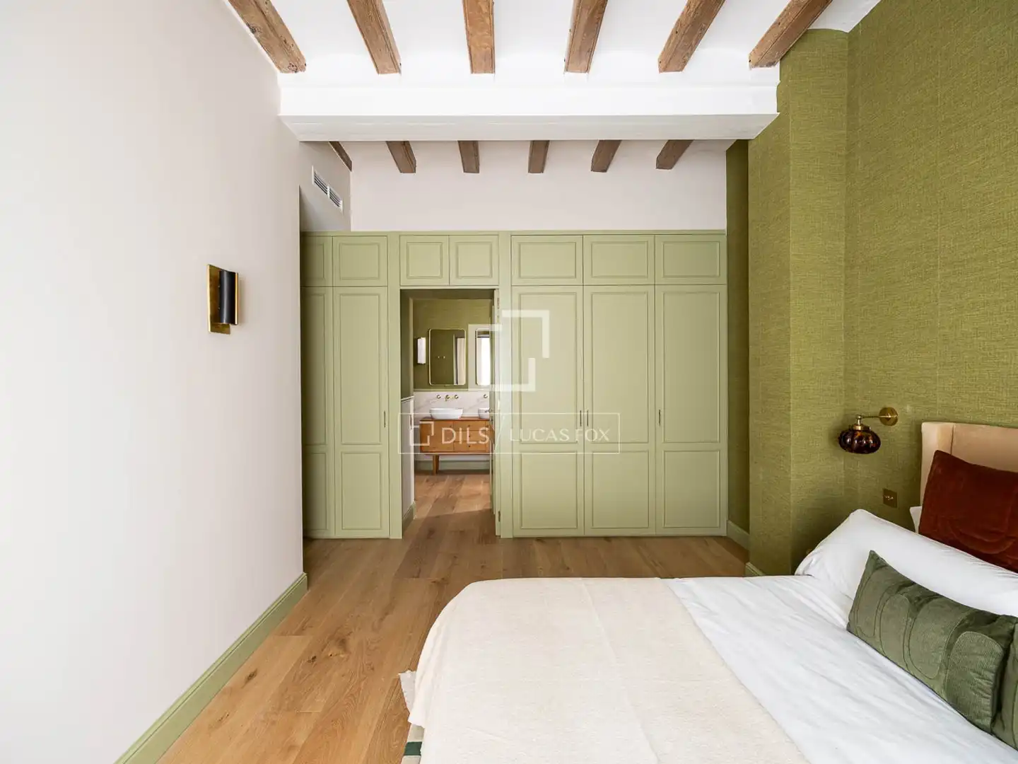 Bedroom of Flat for sale in Barcelona  with Air Conditioner, Heating and Terrace