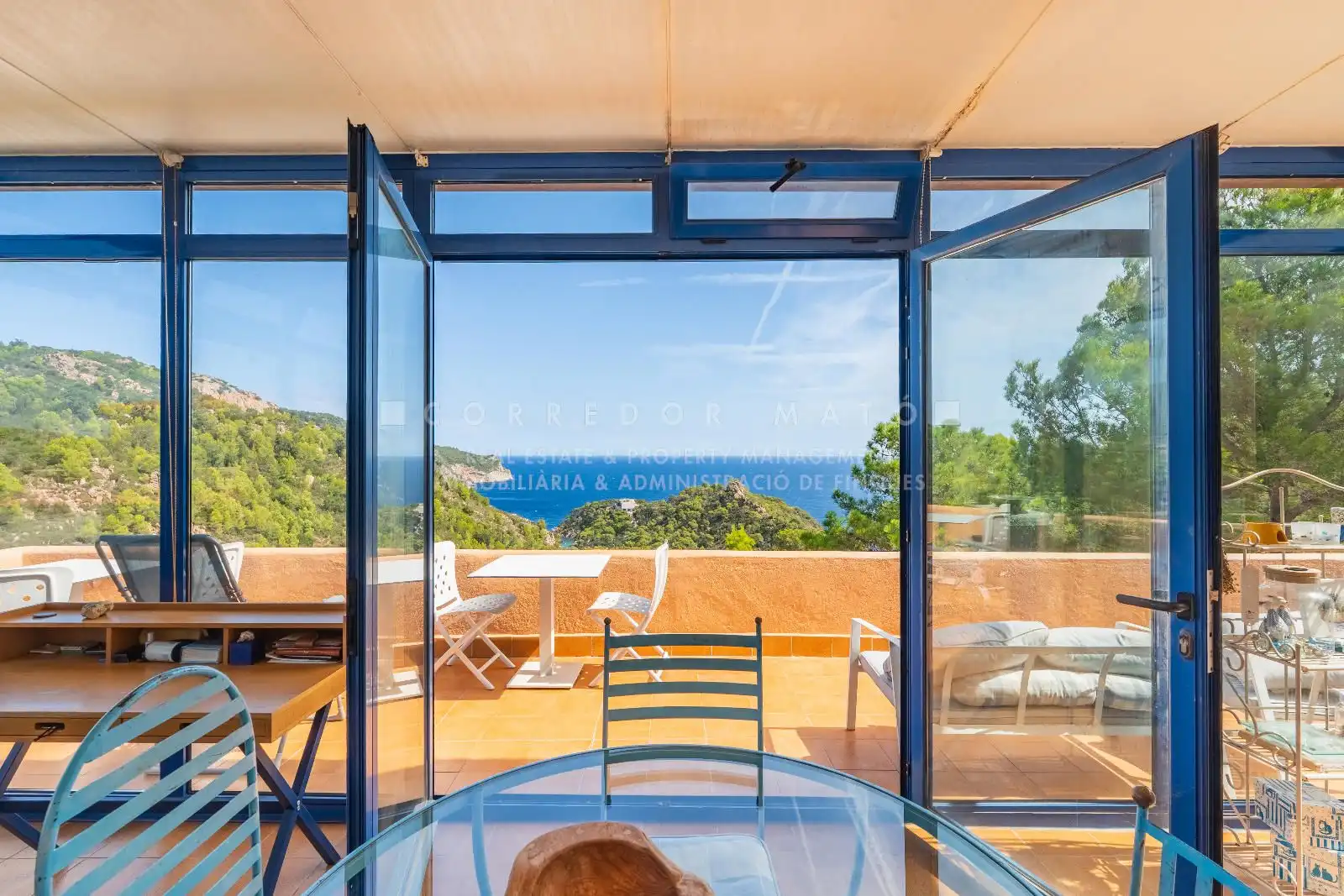 Detached house with pool for sale in cova del bisbe, imagen 4