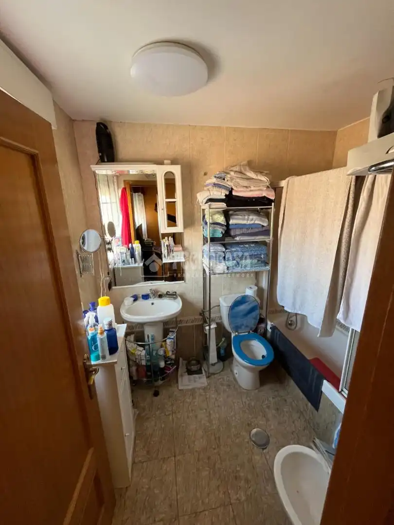 Bathroom of Detached homes for sale in Alcalá de Henares  with Air Conditioner and Heating