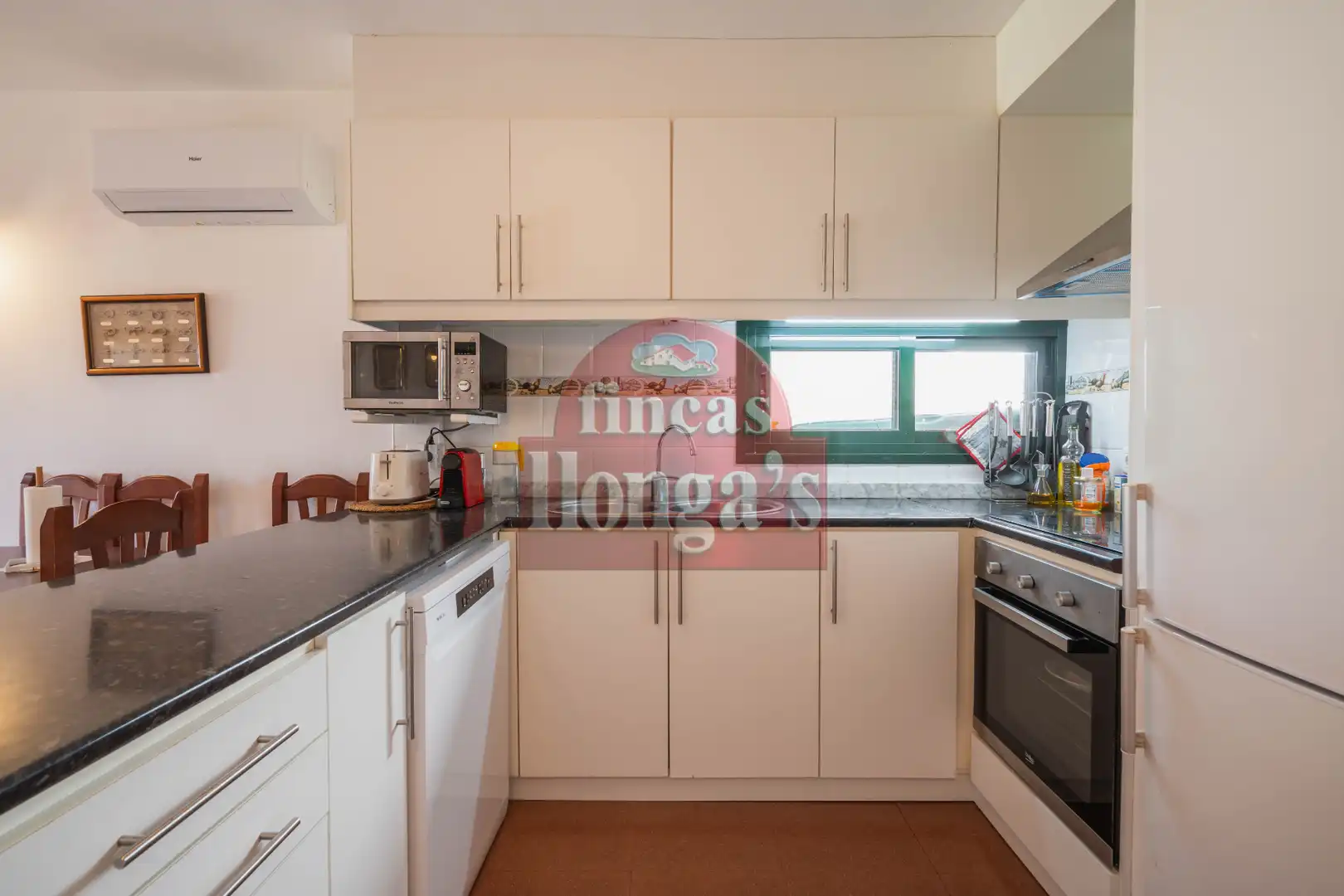 Cuina de Apartament en venda en Ciutadella de Menorca amb Moblat