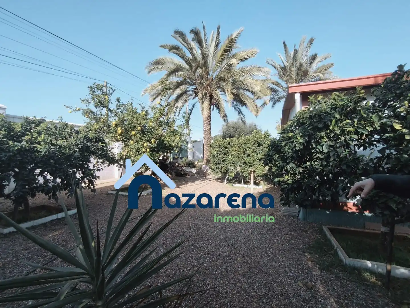 Terreno en venta en Coria del Río