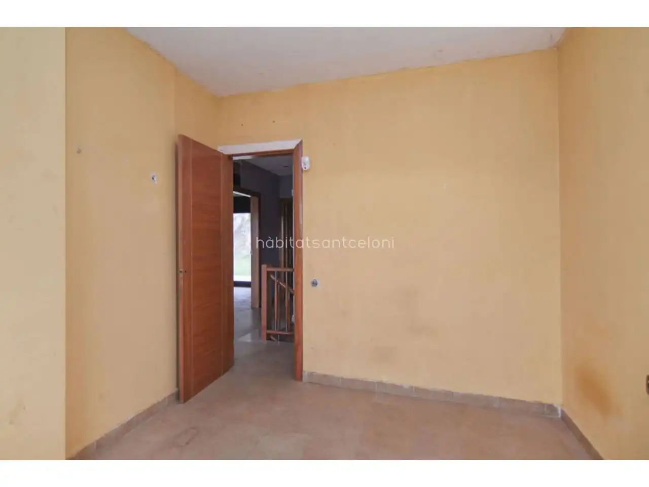 Casa con jardín en venta en Calle Baix Ebre 26, imagen 22