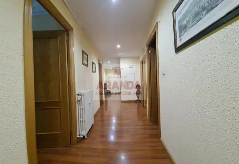 Flat for sale in Zaragoza  with Heating