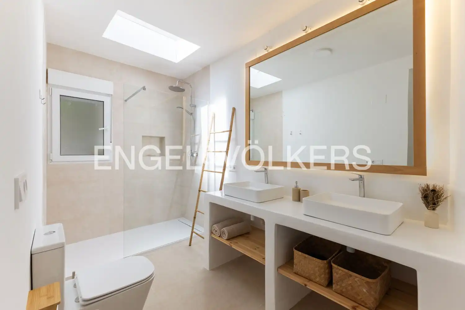 Bathroom of Houses for rent in Alboraya  with Air Conditioner, Heating and Private garden
