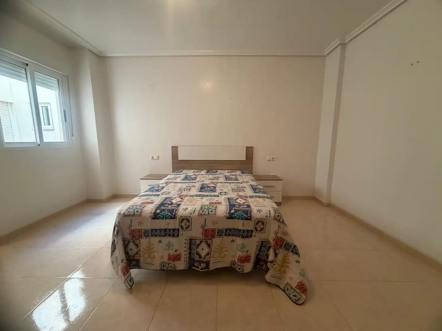 Wohnung zur Miete in Calle Blasco Ibáñez, 19, Dolores