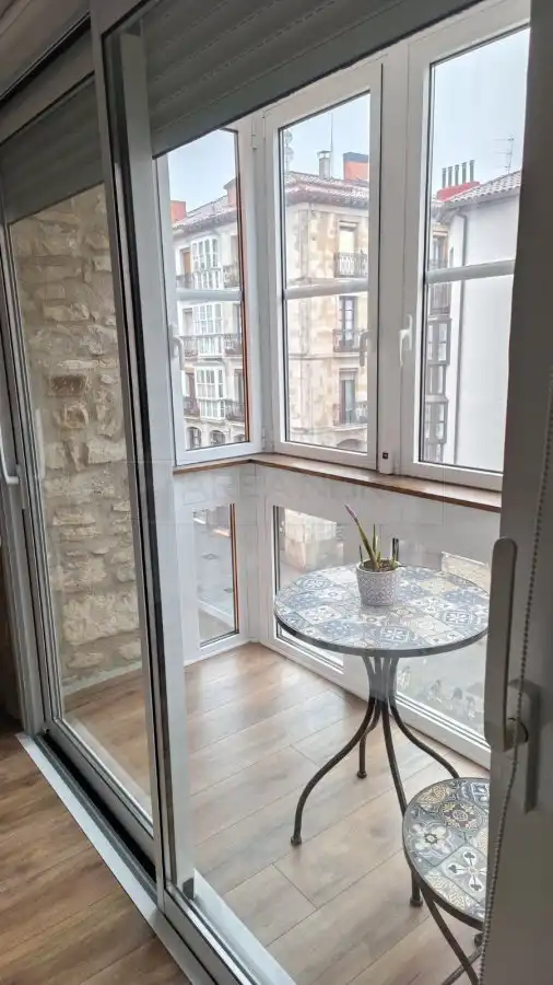 Terraza de Piso en venta en Vitoria - Gasteiz con Calefacción, Parquet y Trastero