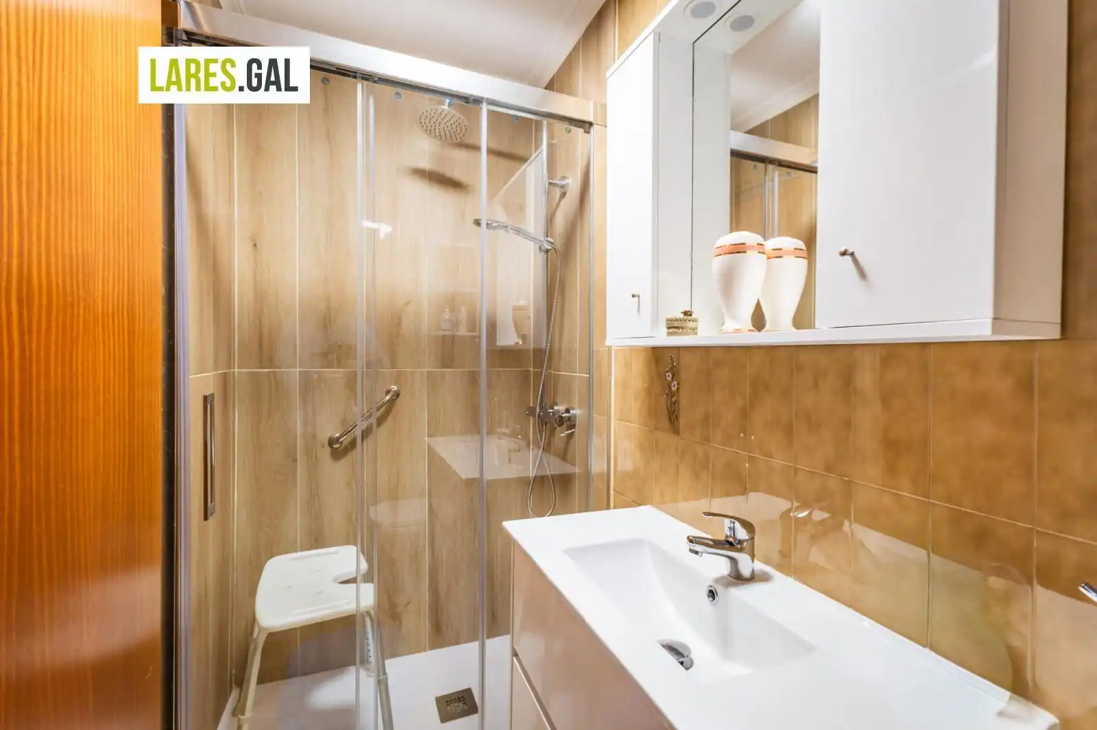 Baño de Casa o chalet en venta en Bueu con Jardín privado, Terraza y Trastero