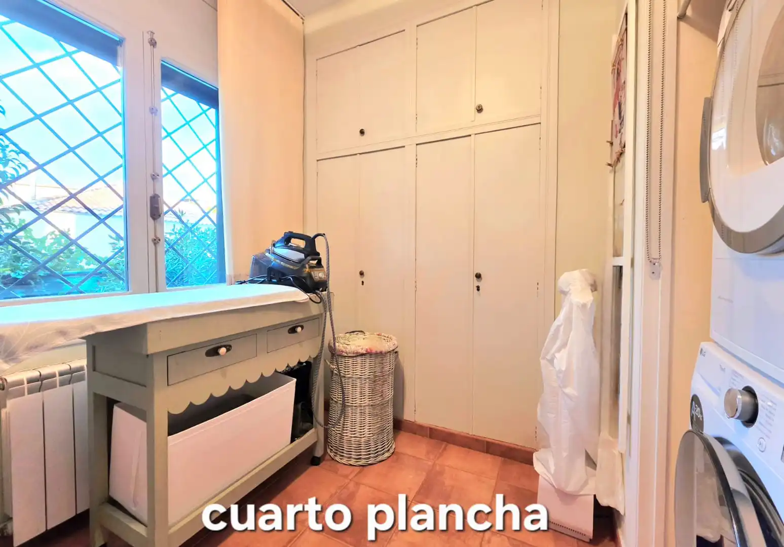 Cocina de Casa o chalet en venta en Lleida con Aire acondicionado, Calefacción y Jardín privado