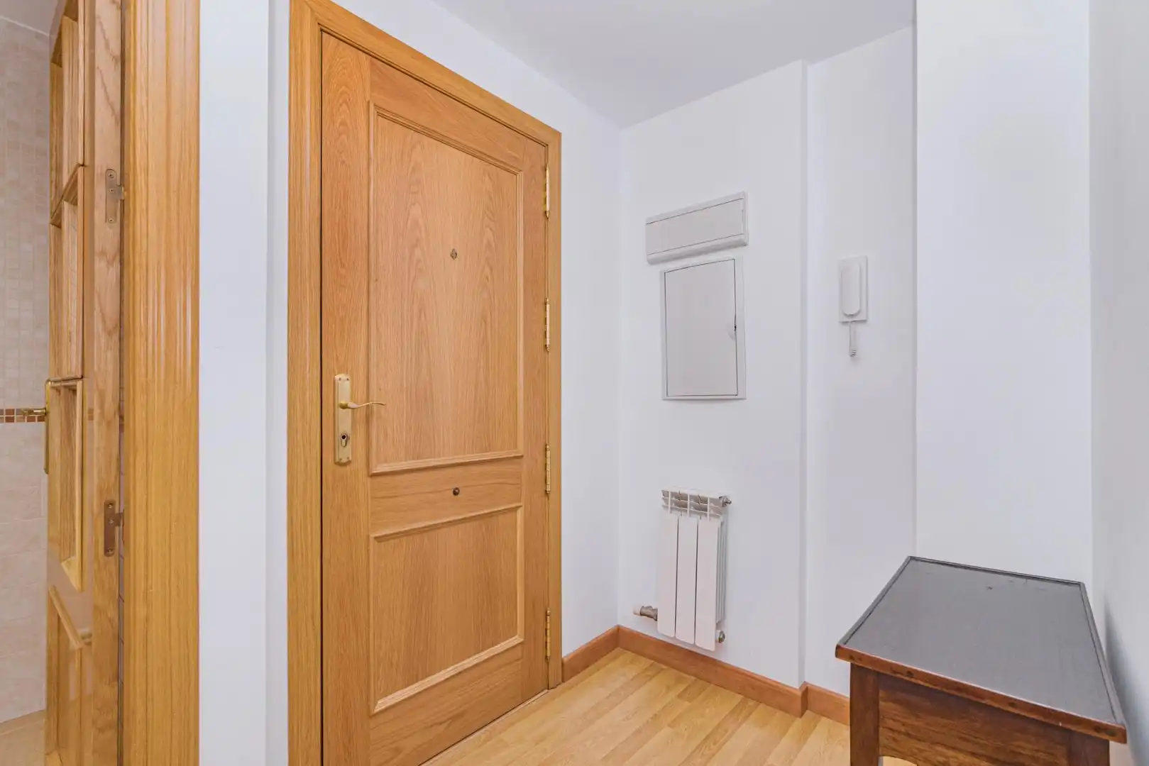 Flat for sale in Granada  with Air Conditioner, Heating and Storage room
