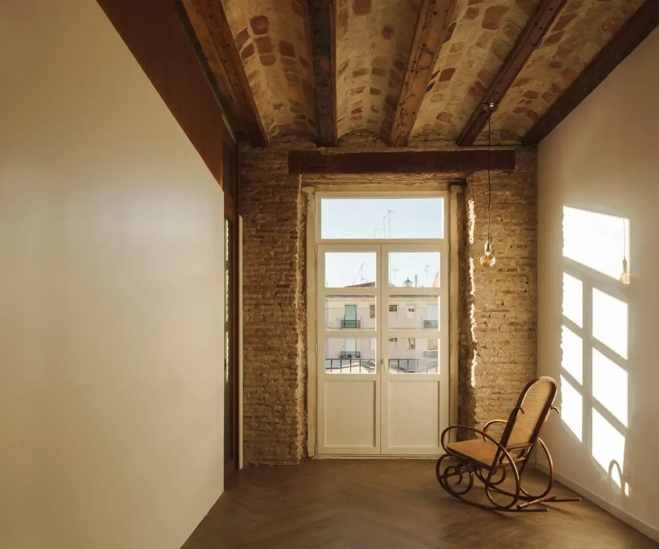 Apartamento con terraza en venta en Plaça de Rojas Clemente, imagen 3