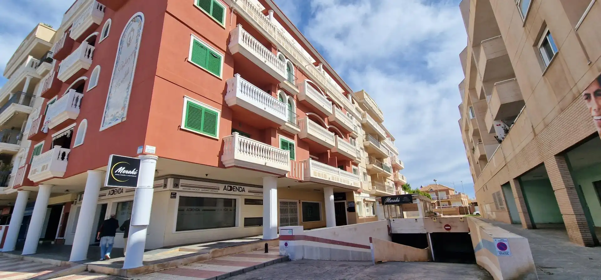 Vista exterior de Apartamento en venta en Roquetas de Mar con Aire acondicionado, Calefacción y Terraza
