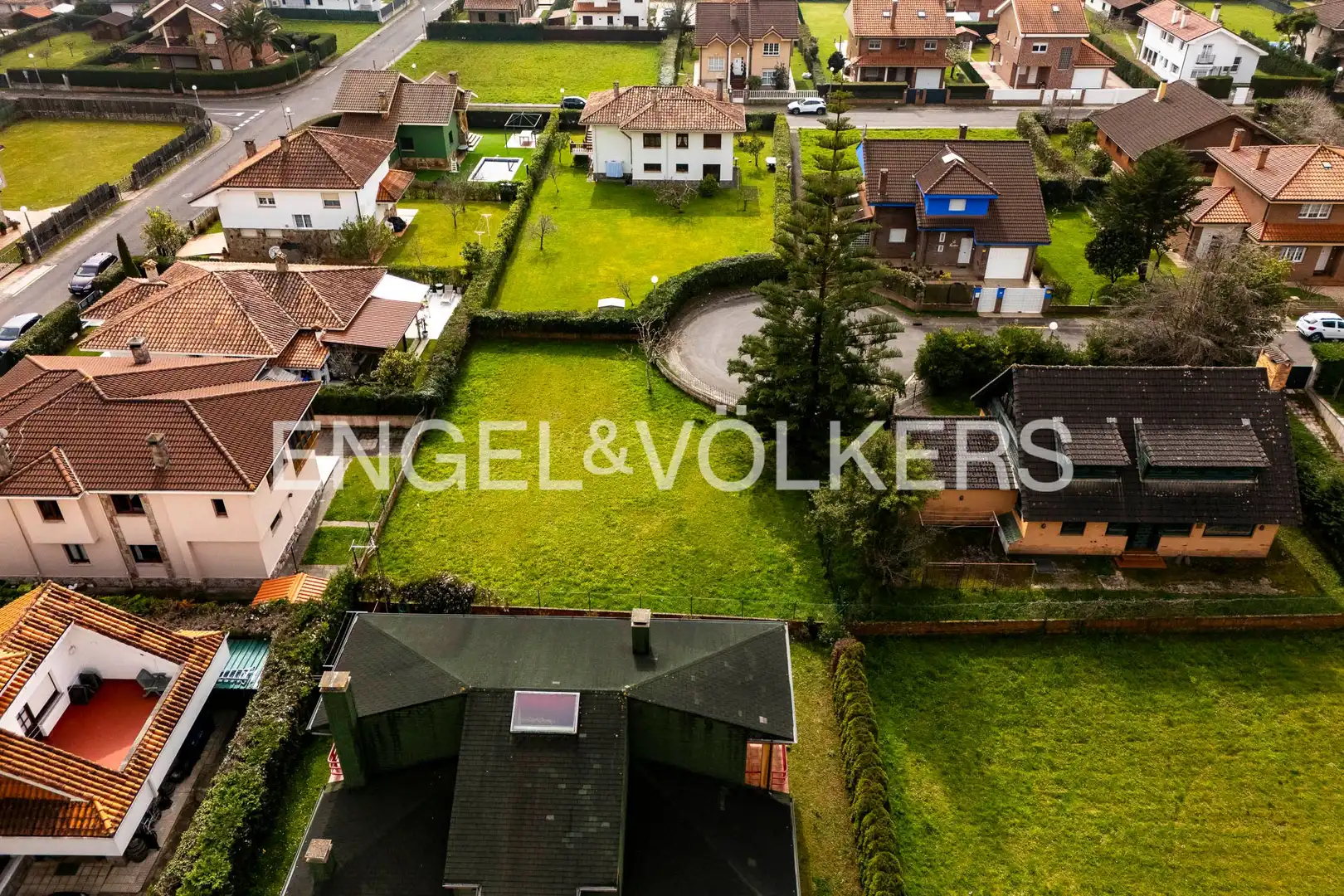 Residential land for sale in Calle Chalana, imagen 2