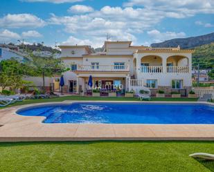 Vista exterior de Casa o xalet en venda en Calpe / Calp amb Aire condicionat, Terrassa i Piscina