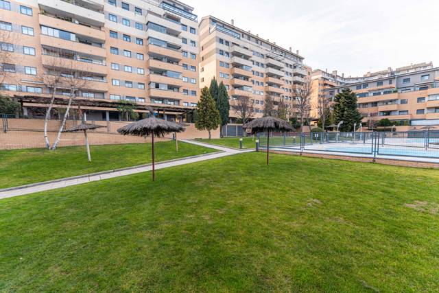 Apartamento en Venta en Calle Fuente Cisneros en Parque Oeste - Fuente Cisneros