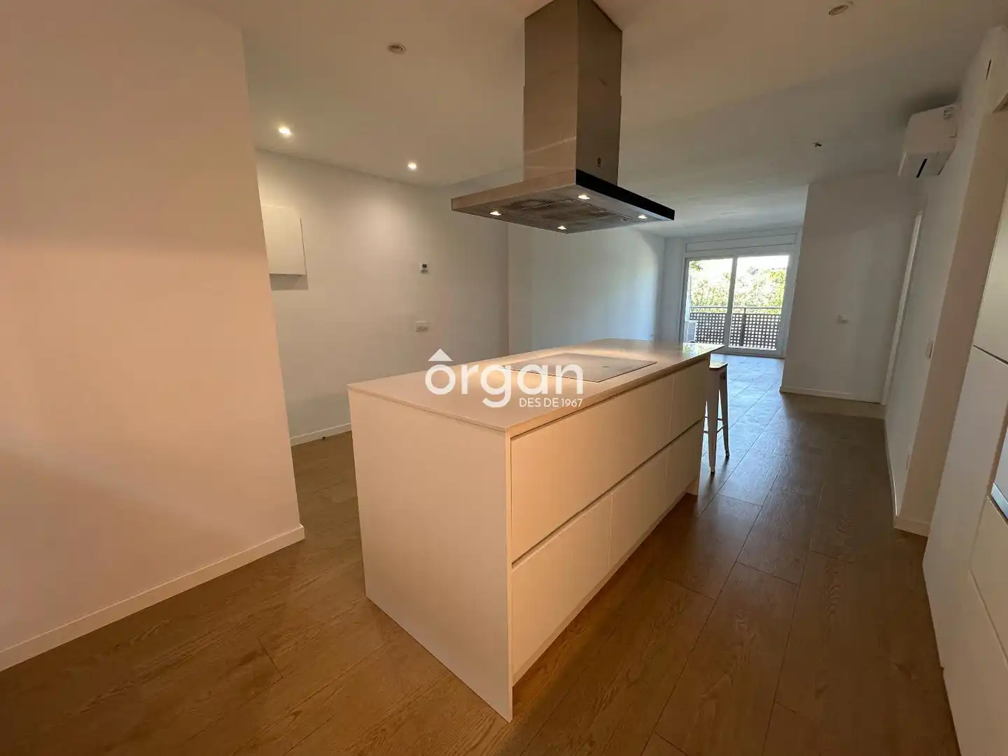 Kitchen of Flat for sale in Sant Cugat del Vallès  with Air Conditioner, Heating and Terrace