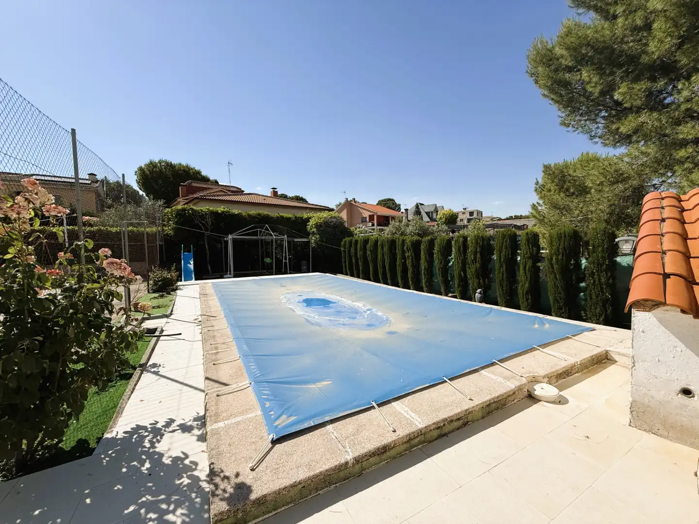 Piscina de Casa o xalet en venda en Colmenar de Oreja amb Aire condicionat, Calefacció i Jardí privat