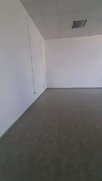 Local en venta en Vícar
