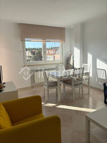 Piso en Alquiler en CALLE ALBERCA en San Bernardo