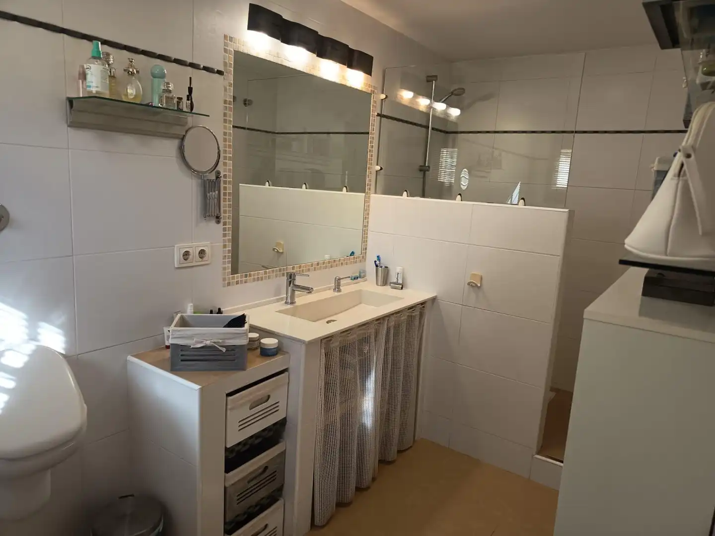 Baño de Casa adosada en venta en El Campello con Jardín privado y Piscina comunitaria