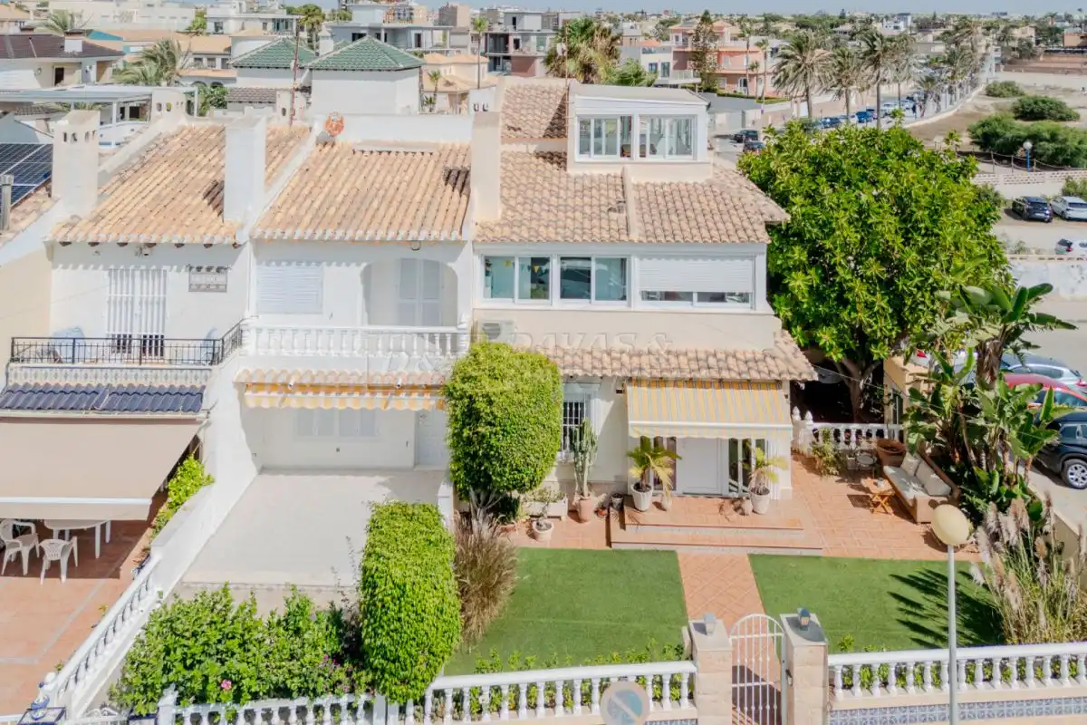 Villa mit Garten zum Verkauf in Orihuela Costa, imagen 3