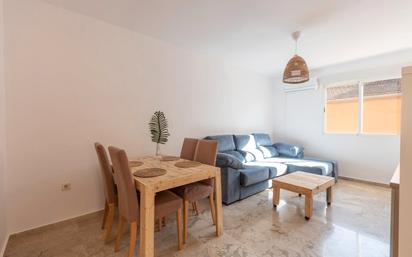 Living room of Flat for sale in Cúllar Vega  with Air Conditioner, Heating and Terrace