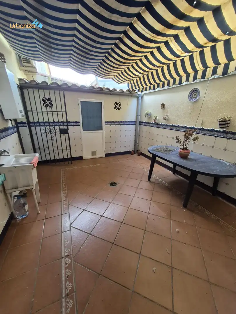 Terraza de Casa adosada en venta en Badajoz con Calefacción, Terraza y Trastero