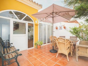 Xalet amb jardí en venda a Los Gallos