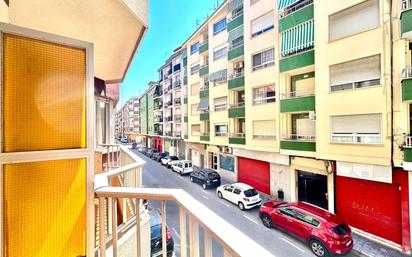 Vista exterior de Apartament en venda en Gandia amb Terrassa i Balcó