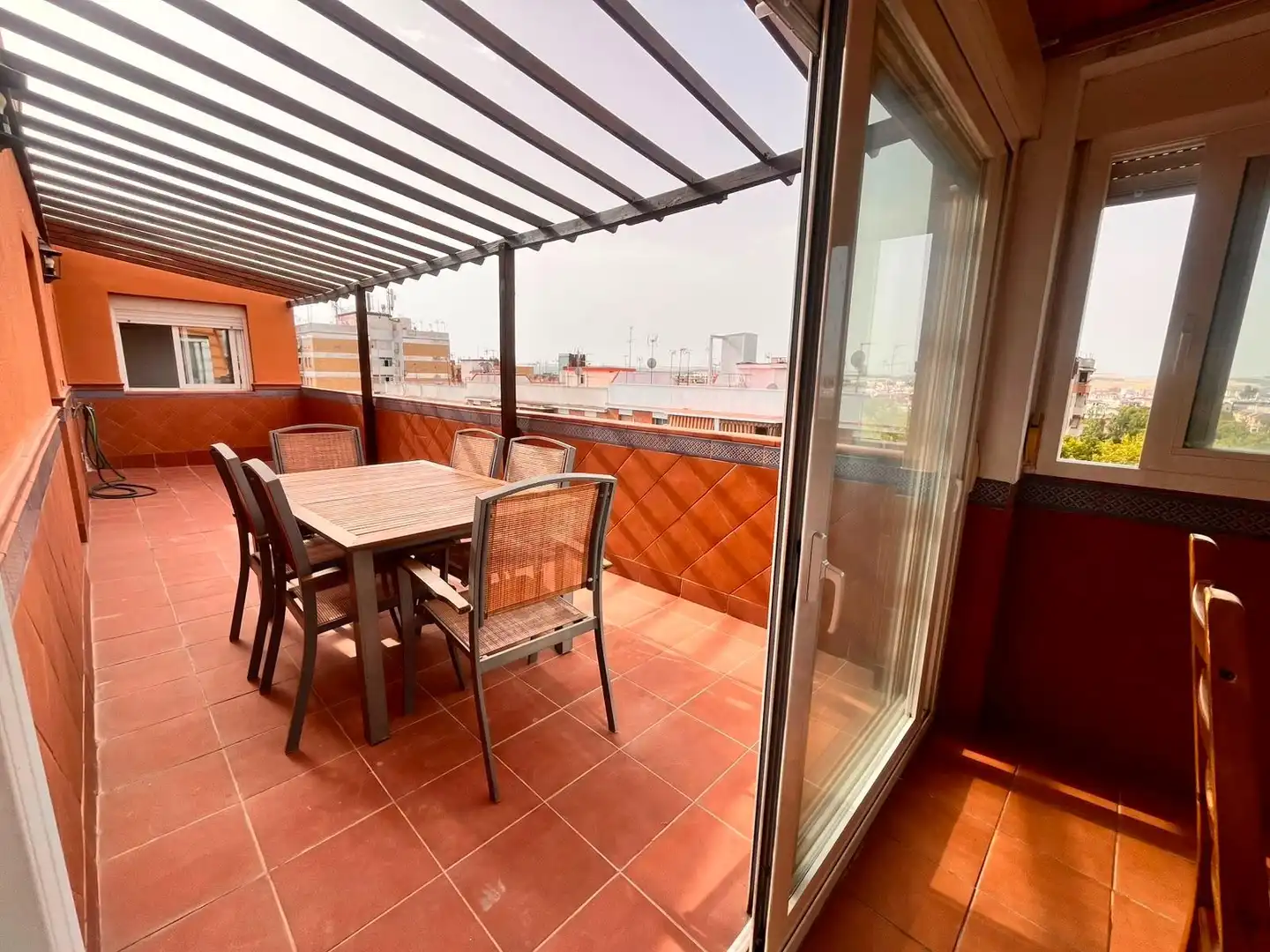 Terrasse von Dachboden zur Miete in Córdoba mit Klimaanlage und Terrasse