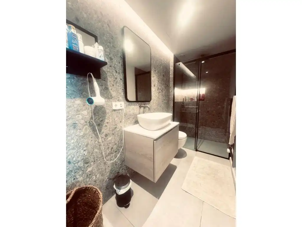 Bathroom of Flat for rent in Calvià  with Furnished