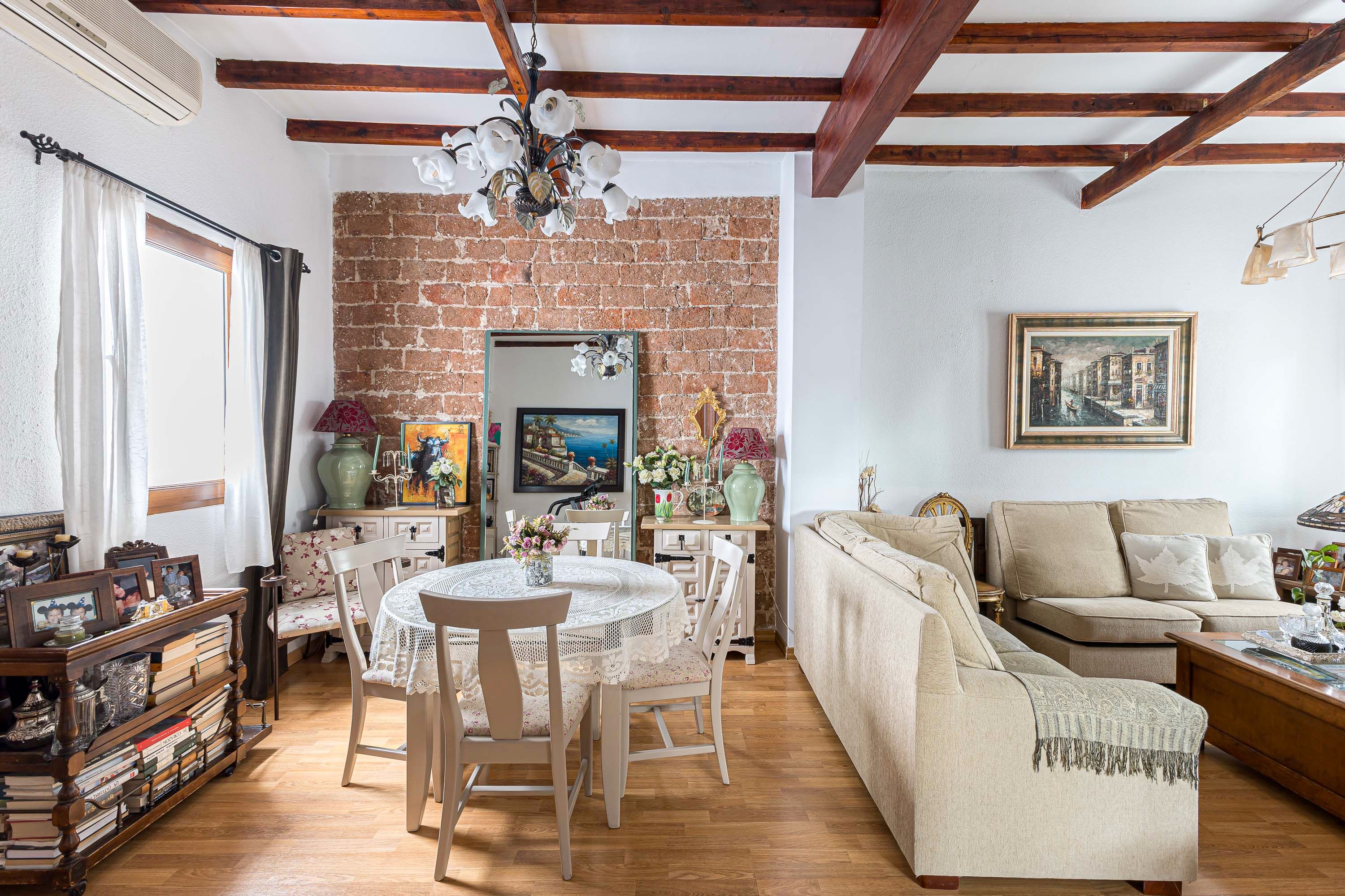 Living room of Attic for sale in  Madrid Capital  with Air Conditioner and Heating