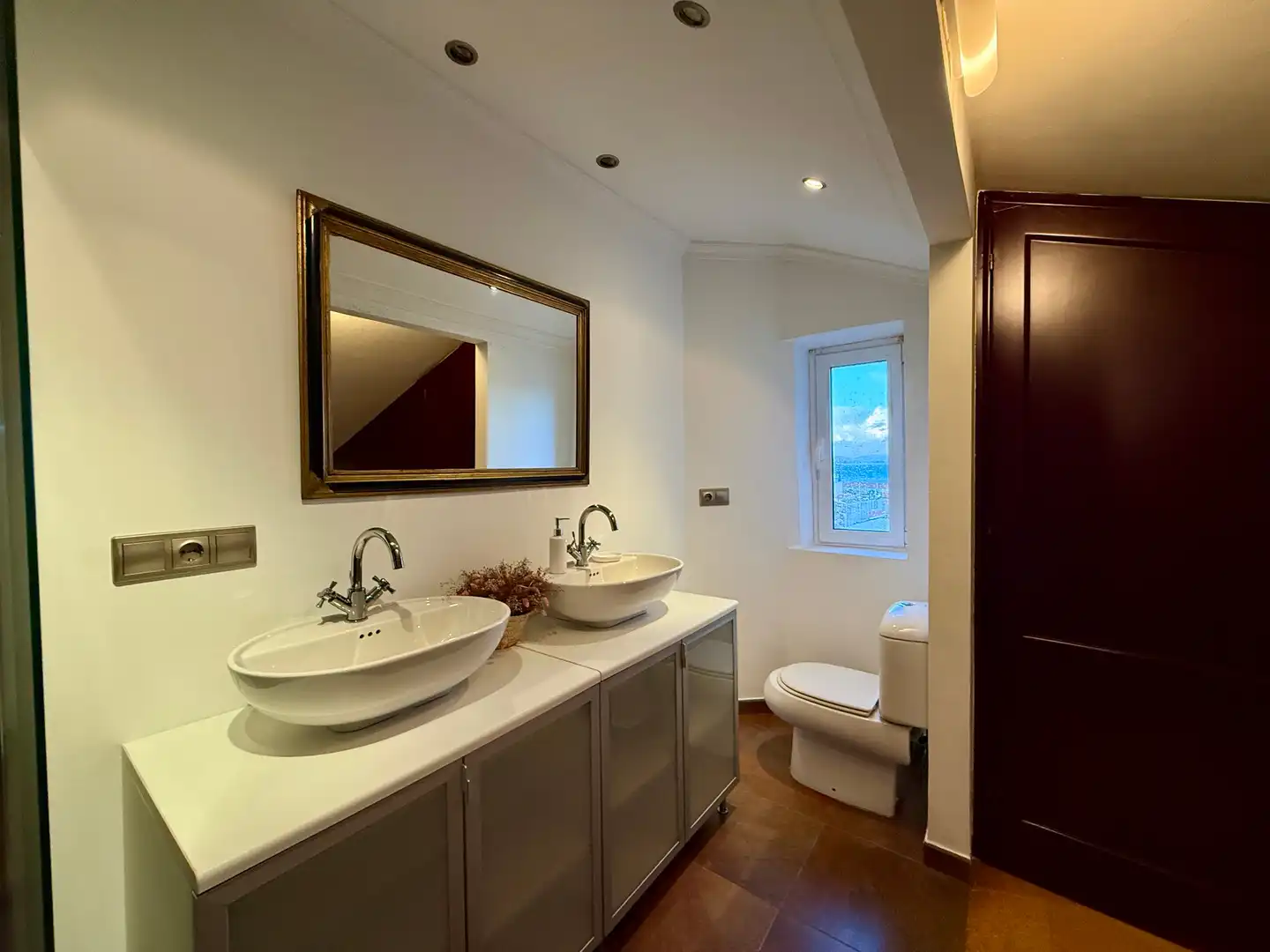 Bathroom of Attic for sale in O Grove    with Terrace, Storage room and Furnished