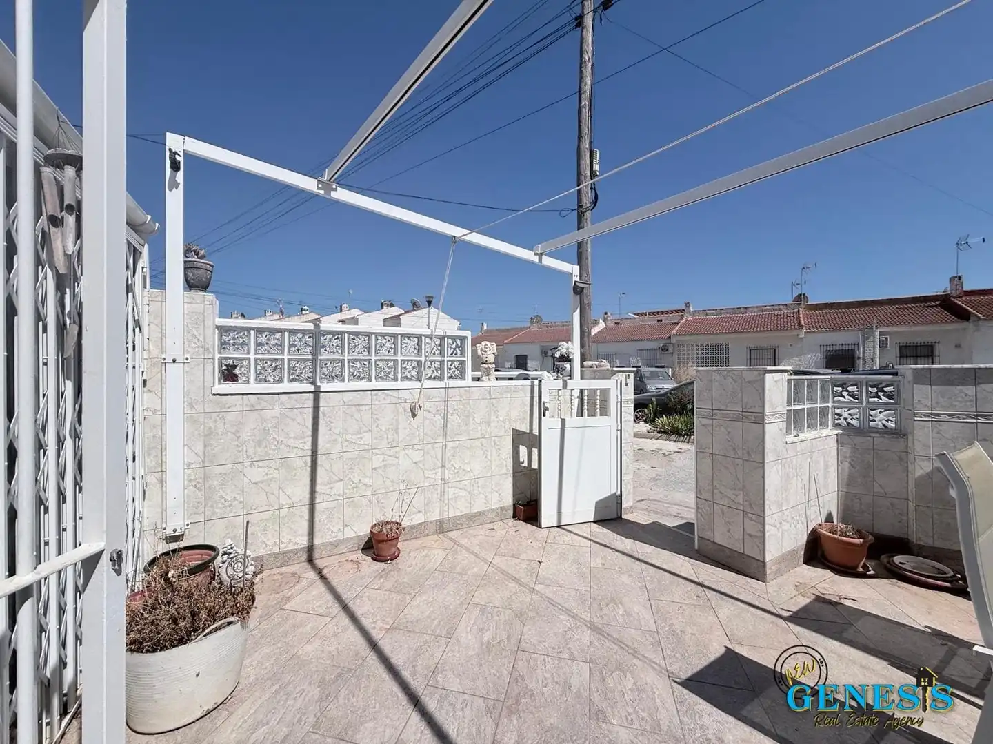 Doppelhaushälfte mit Terrasse zum Verkauf in Calle Antonio Ordóñez, imagen 2