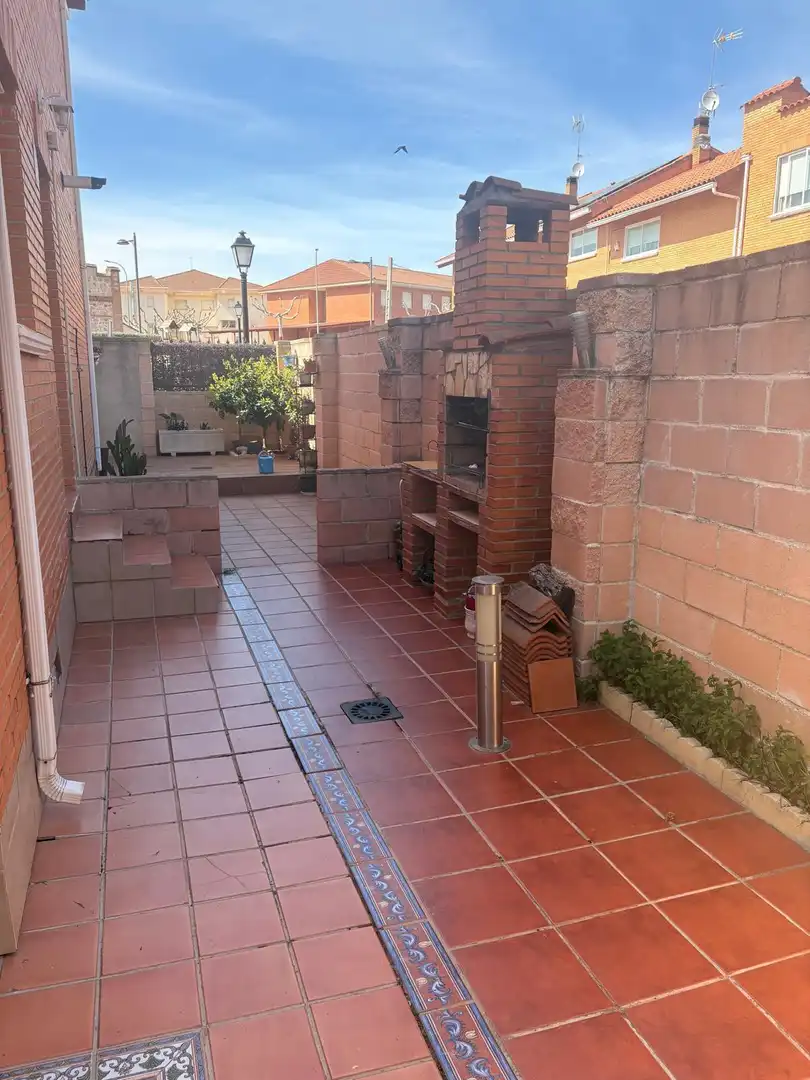 Terrace of Detached homes for sale in Villa del Prado  with Heating, Private garden and Storage room