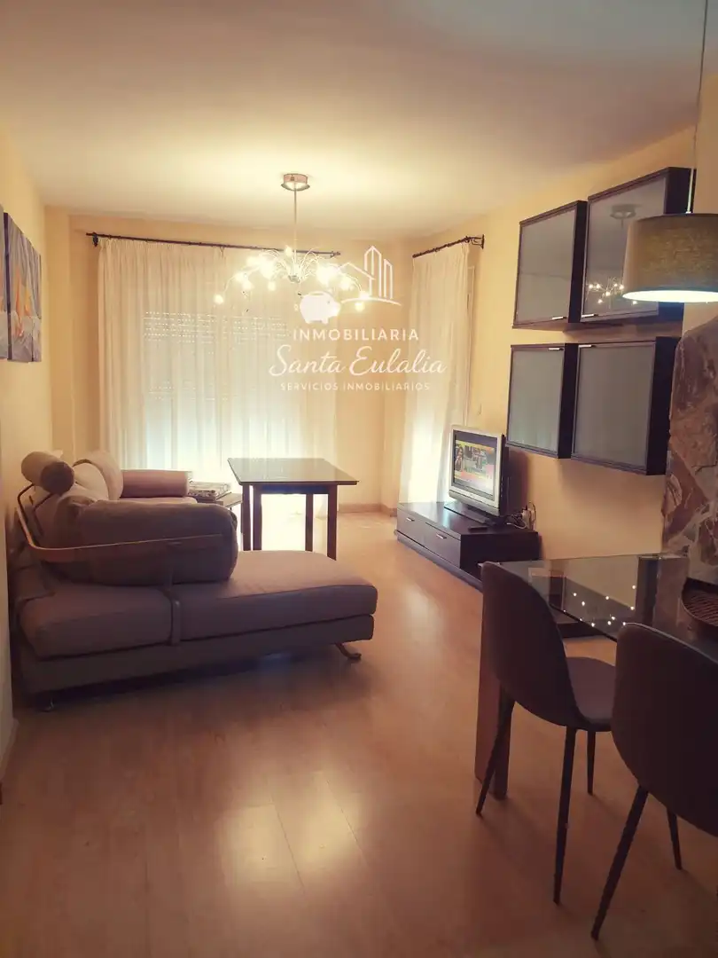 Sala de estar de Piso de alquiler en Mérida con Calefacción, Terraza y Amueblado