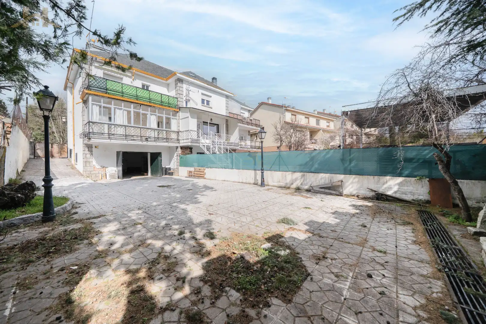 Exterior view of Detached homes for sale in El Escorial  with Heating, Terrace and Furnished