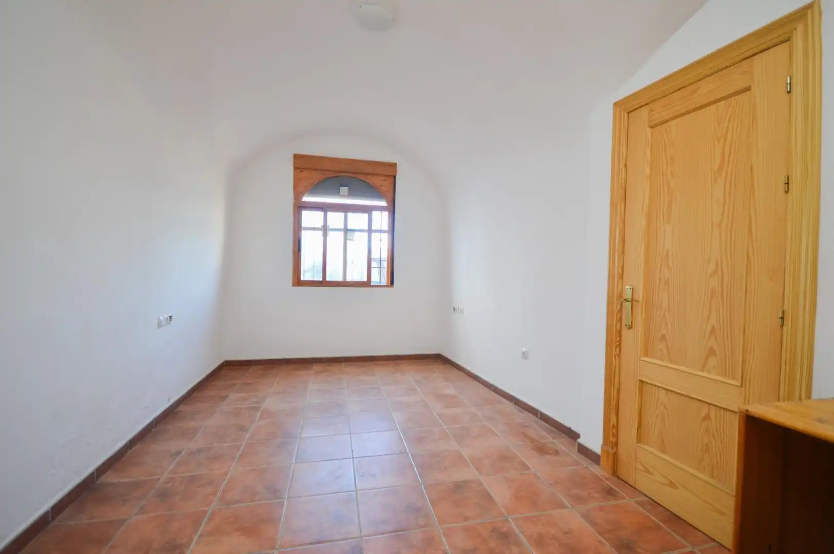 Casa o chalet en venta en Rioja con Jardín privado, Terraza y Trastero