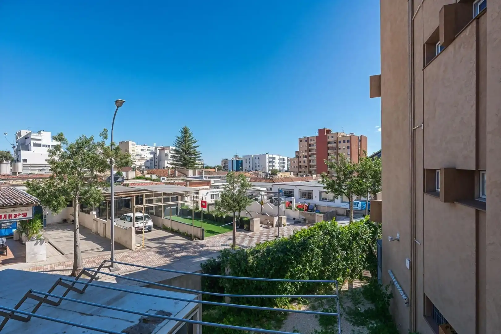 Außenansicht von Wohnung zum Verkauf in Benalmádena mit Klimaanlage, Terrasse und Gemeinschaftspool